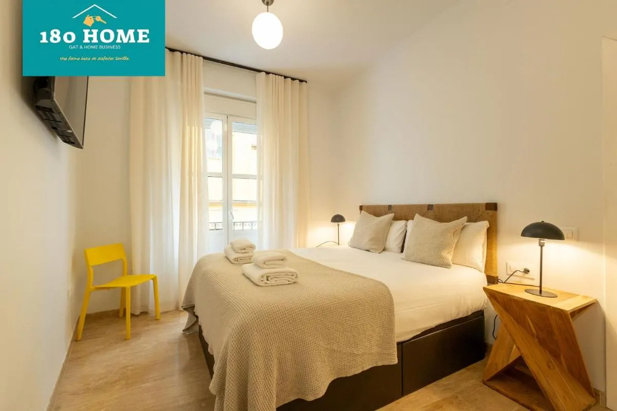 Image 1 of 180 Home Goyeneta Luxury