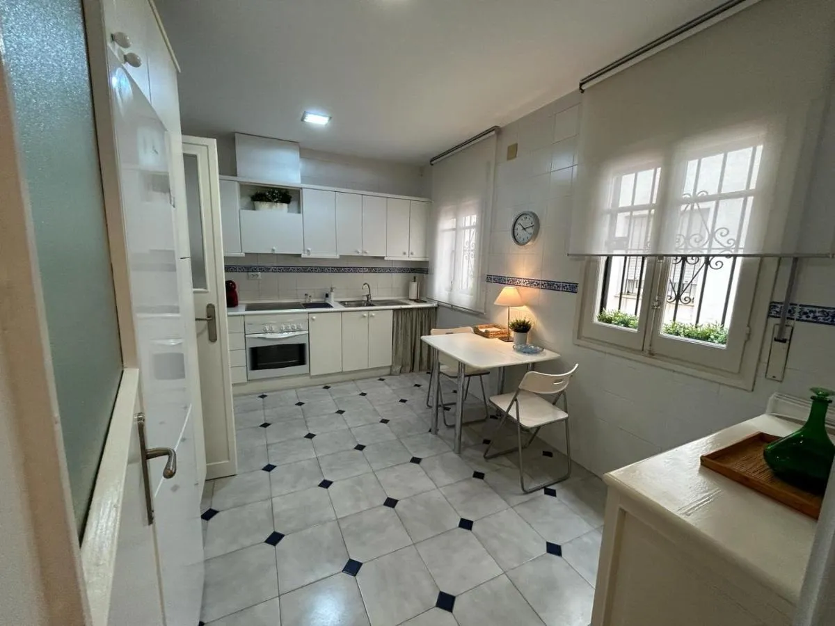 Image 3 of 2 Bedroom Apartment by Guadalquivir River