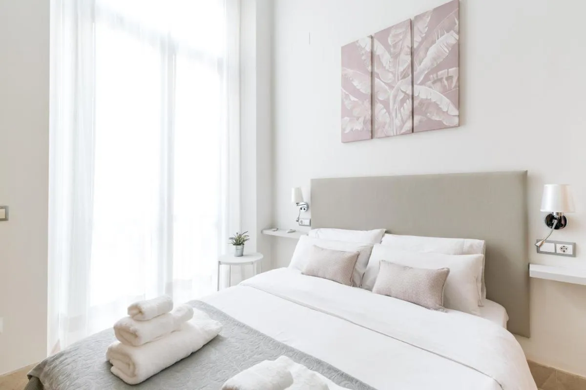 Image 6 of 2E Stylish Bright Apartment Sevilla Downtown Azofaifo