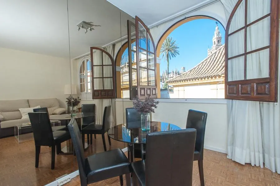 Image 3 of Apartamento con vistas a la Giralda.