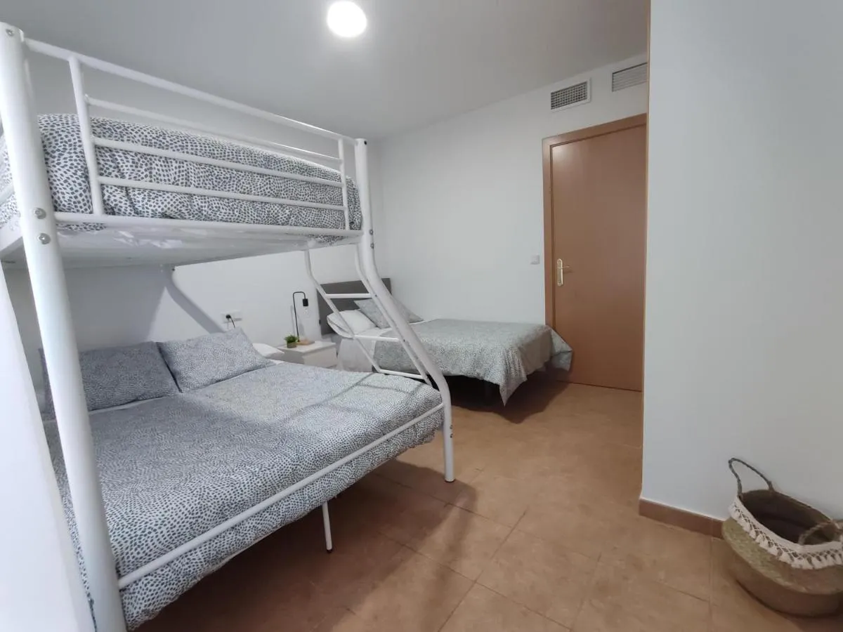 Image 1 of Apartamento en Sevilla con piscina y parking