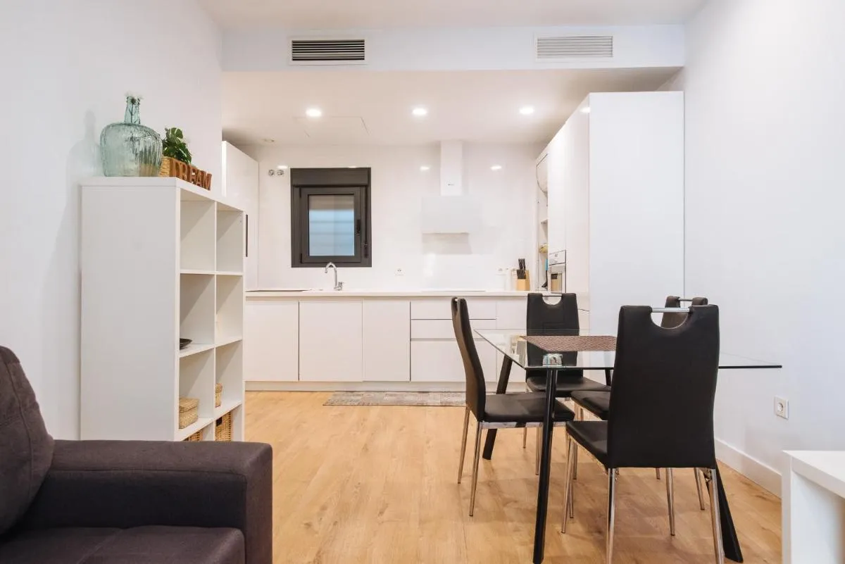 Image 3 of Apartamento estelar con piscina y garaje nervión