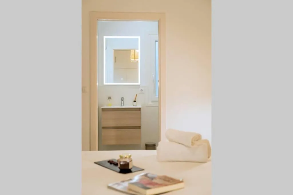 Image 2 of Apartamento ideal y facil aparcamiento en la calle