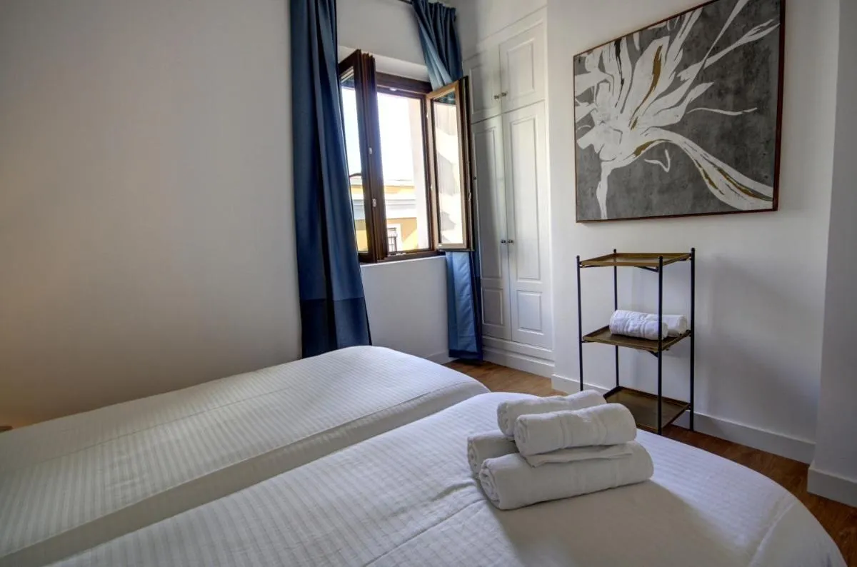 Image 1 of Apartamentos Setas Center