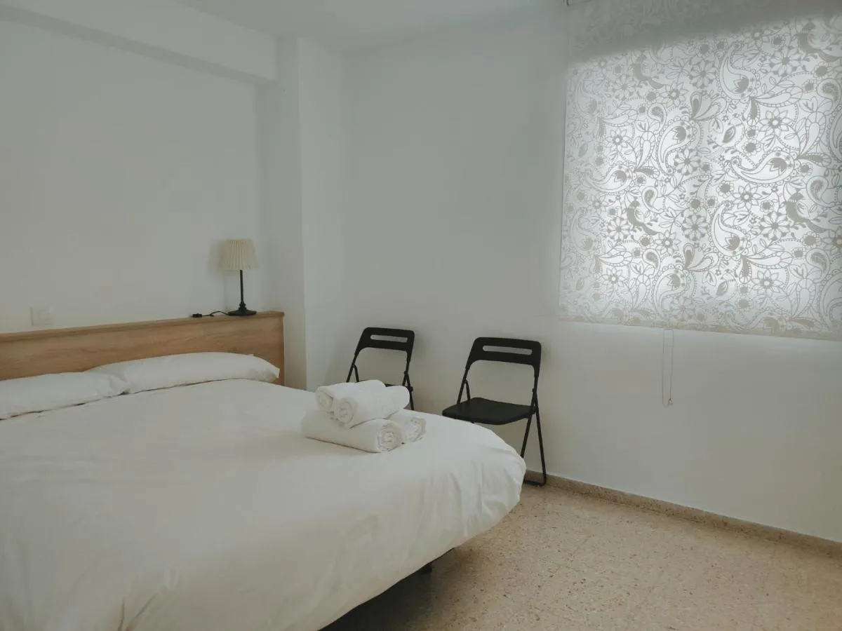 Image 6 of CASA HINIESTA.Amplia y luminosa.Perfecta familias!