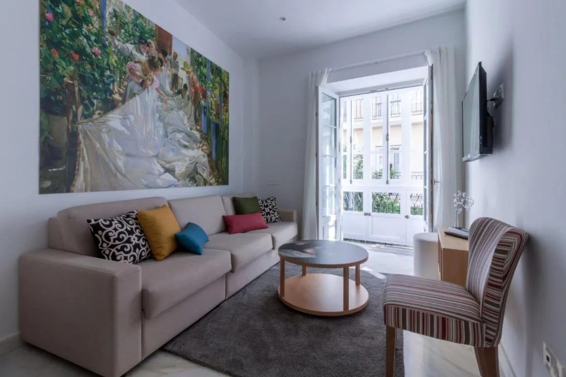Image of Casa Gloria Apartments