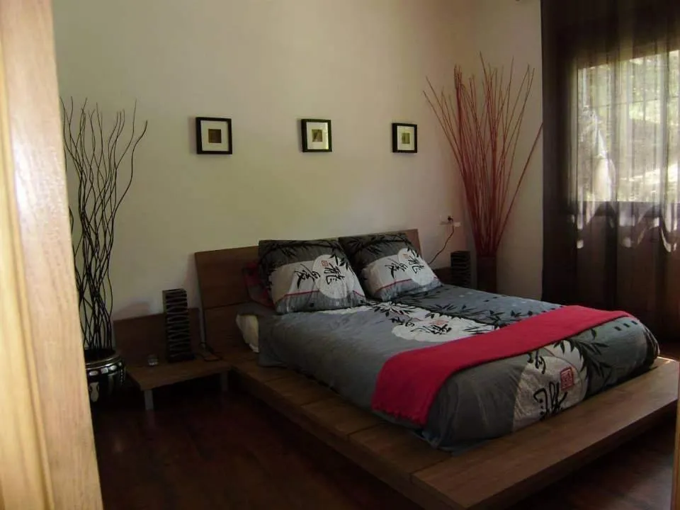 Image 1 of Casa con encanto frente al lago