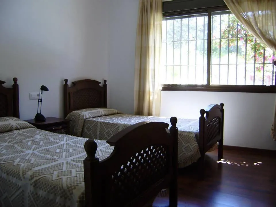 Image 6 of Casa con encanto frente al lago