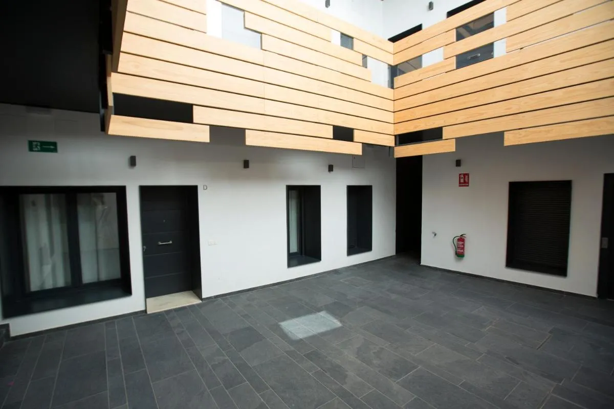 Image 3 of Casas de Sevilla – Apartamento A Pie de Muralla – Centro Histórico