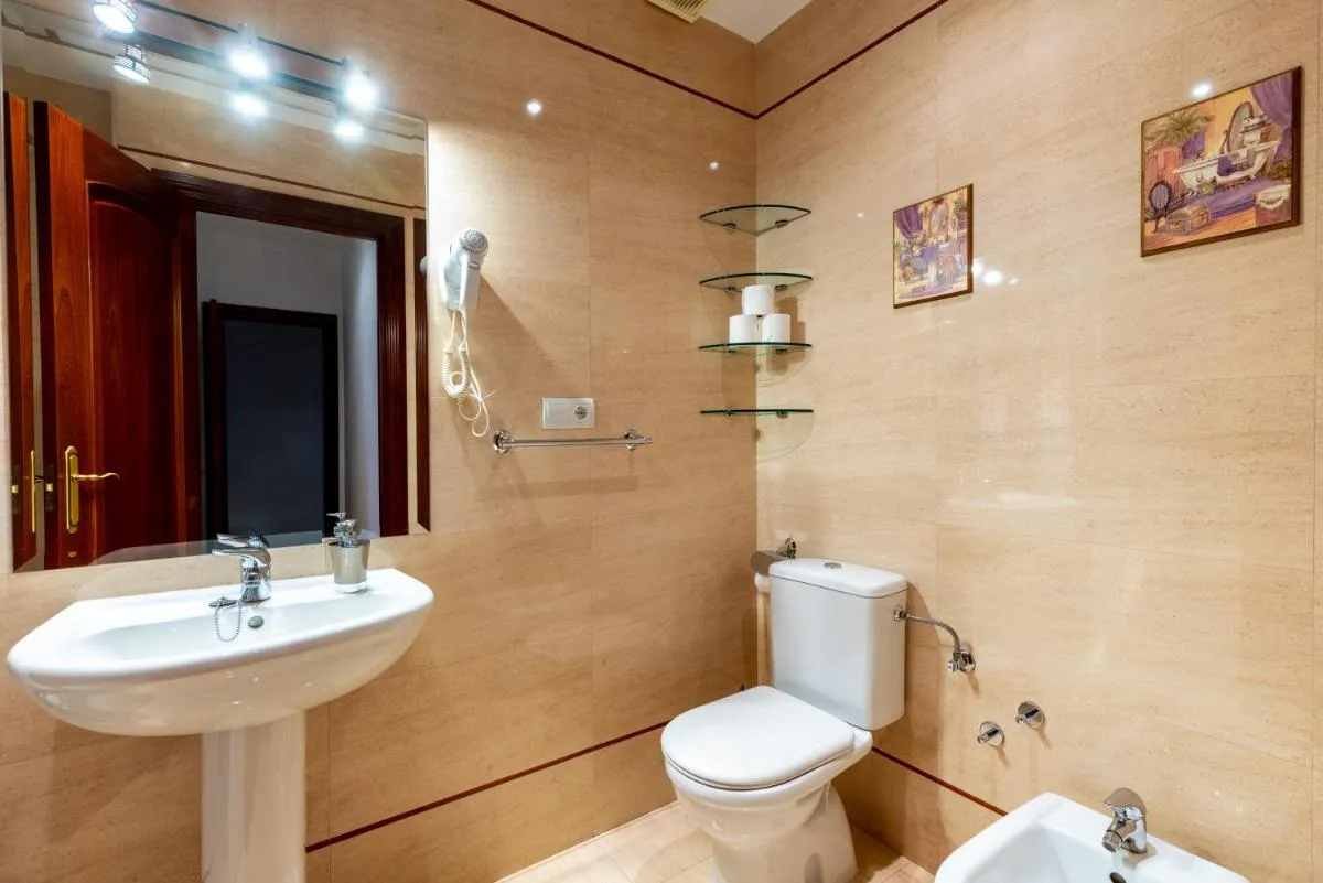 Image 1 of Center of Seville! Luxury apartment in Sevillian Manor House!