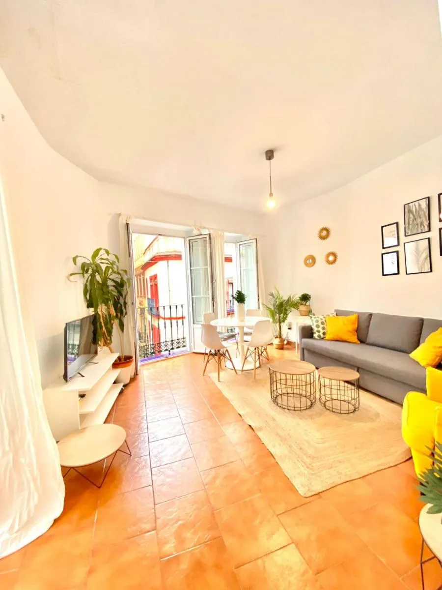 Image 3 of Comfortable studio old town, parking optional