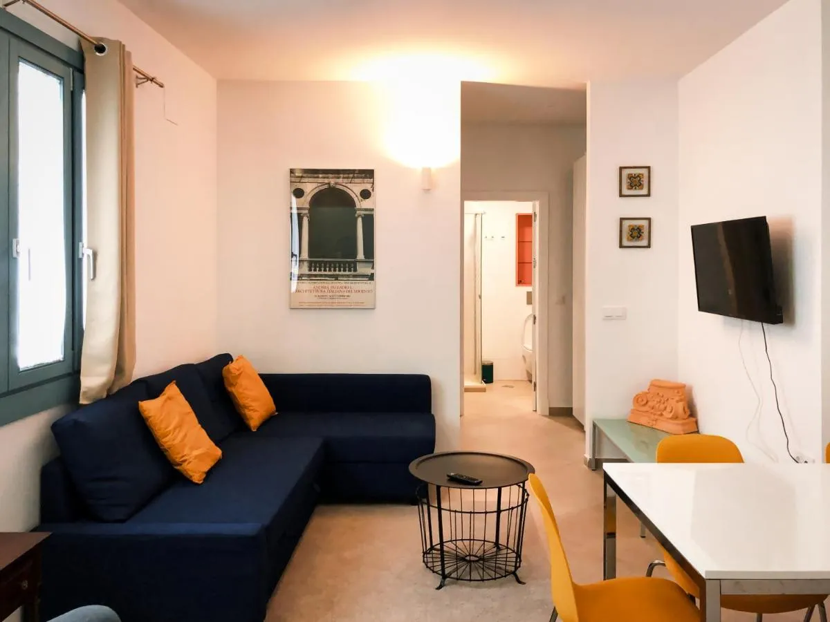 Image 2 of Covadonga 9 Apartments – Triana