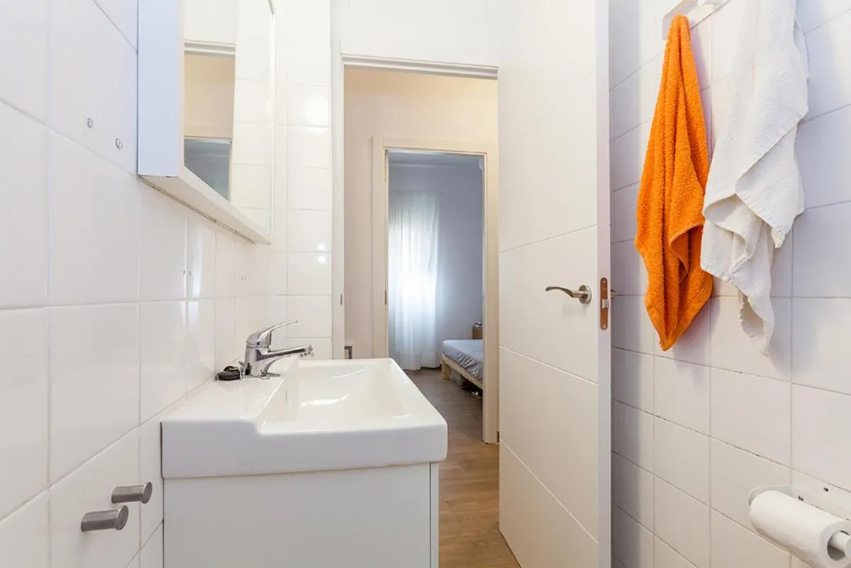 Image 2 of Cozy apartment inTriana – family friendly