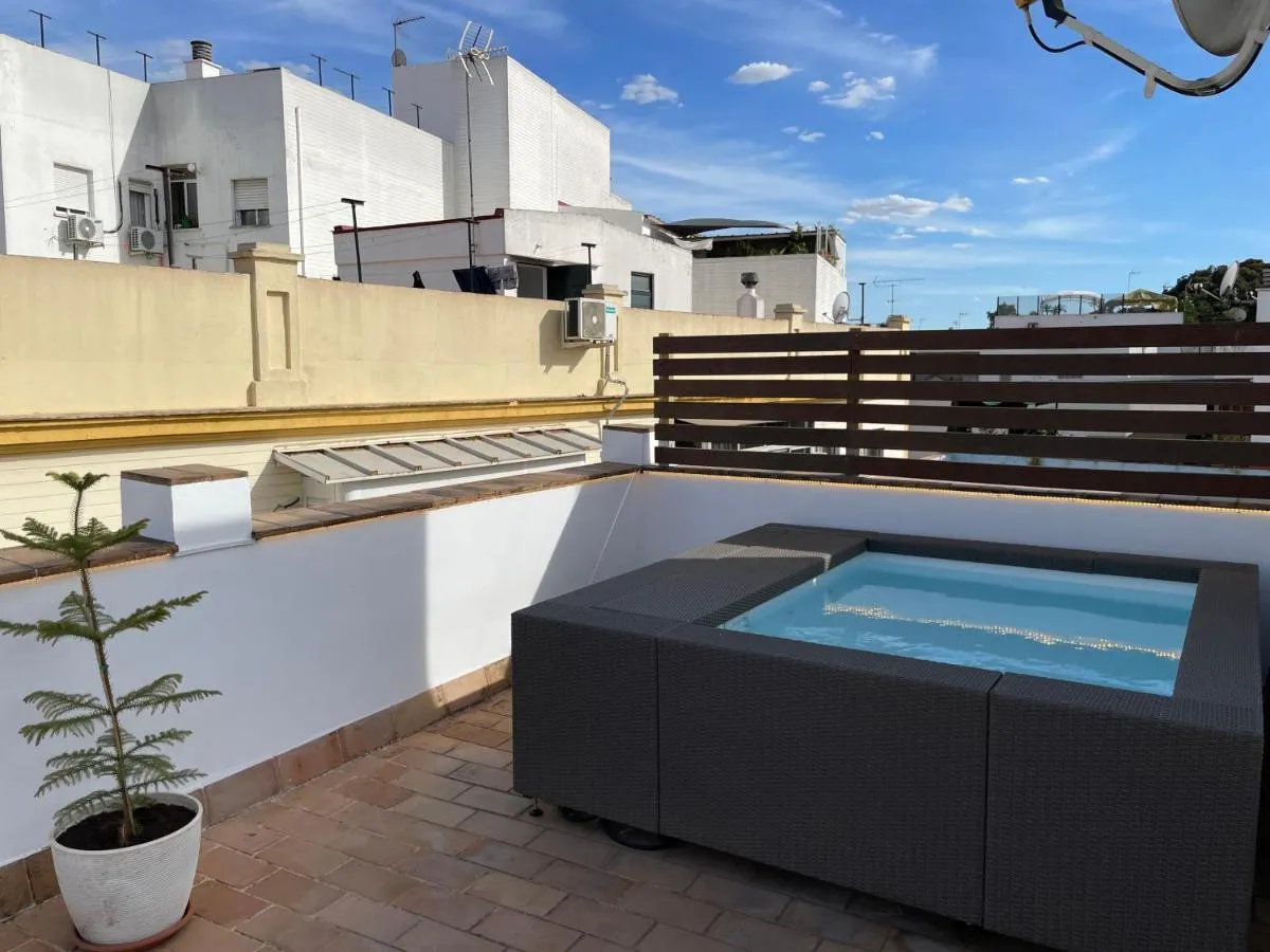 Image 1 of DreamsApt Curtidores 6 Suites AT