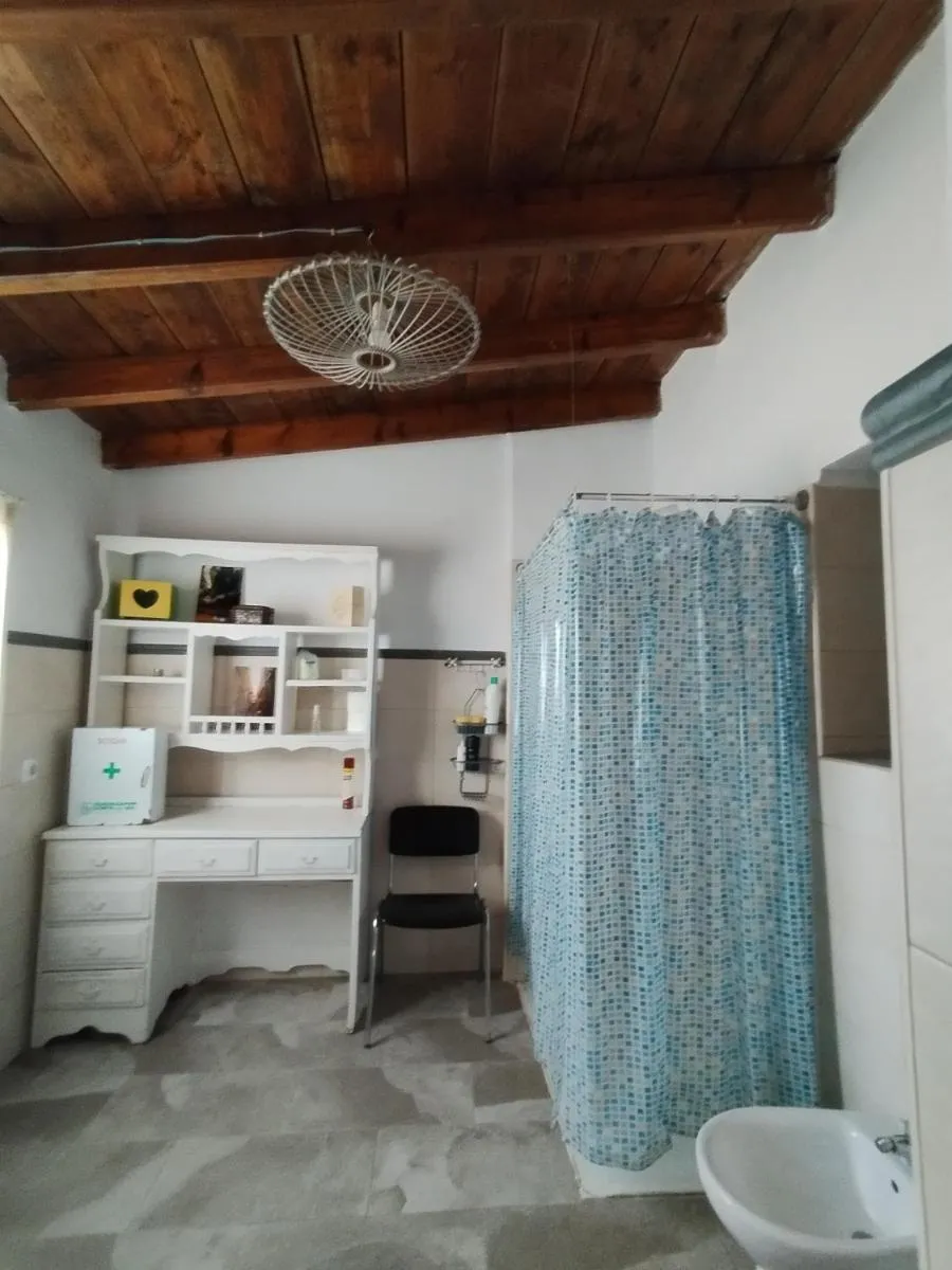 Image 4 of El Brinco