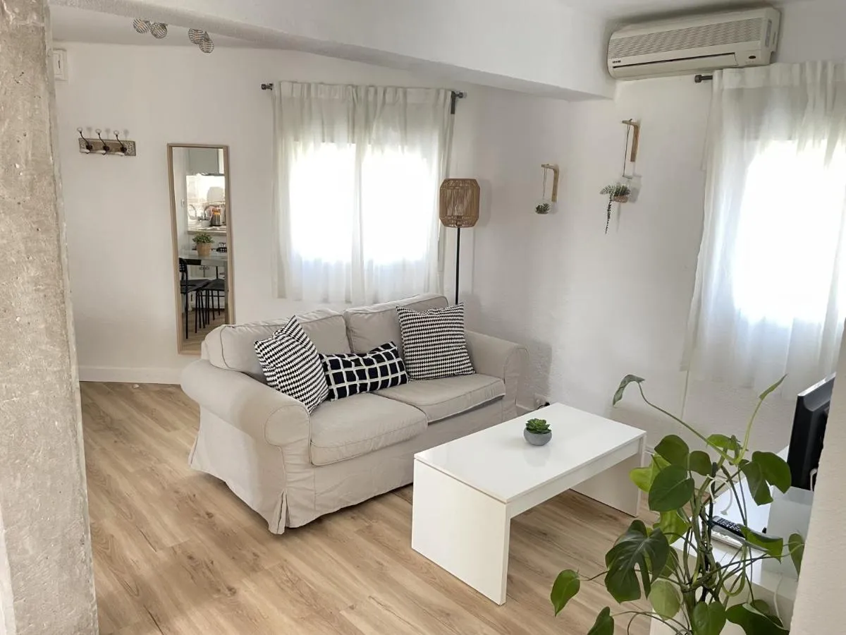 Image 5 of FEDRIANI Bright and cosy apartment