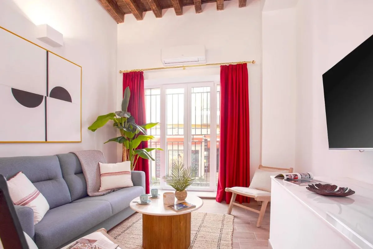 Image 4 of Genteel Home Pajaritos 17