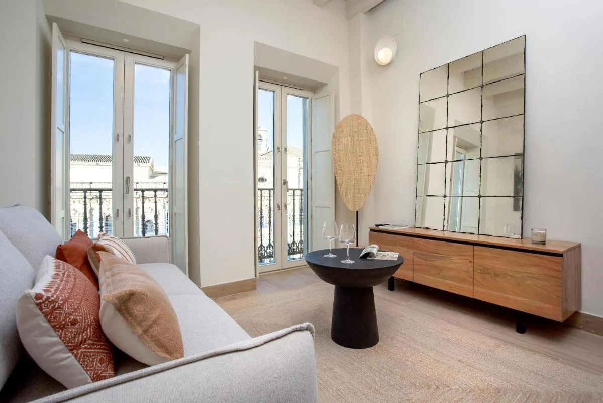 Image 2 of Genteel Home San Francisco Suites