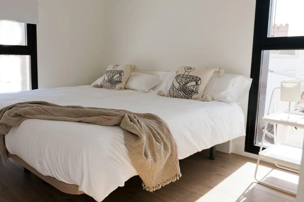 Image 6 of GoToSeville GERONA SUITES