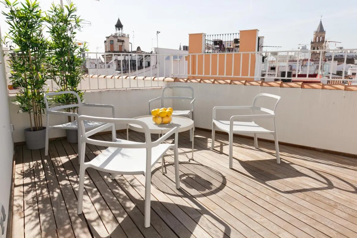 Image 5 of GoToSeville GERONA SUITES