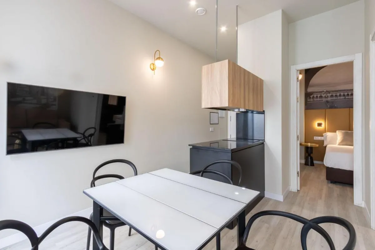 Image 4 of Harinas Central Apartments by Valcambre