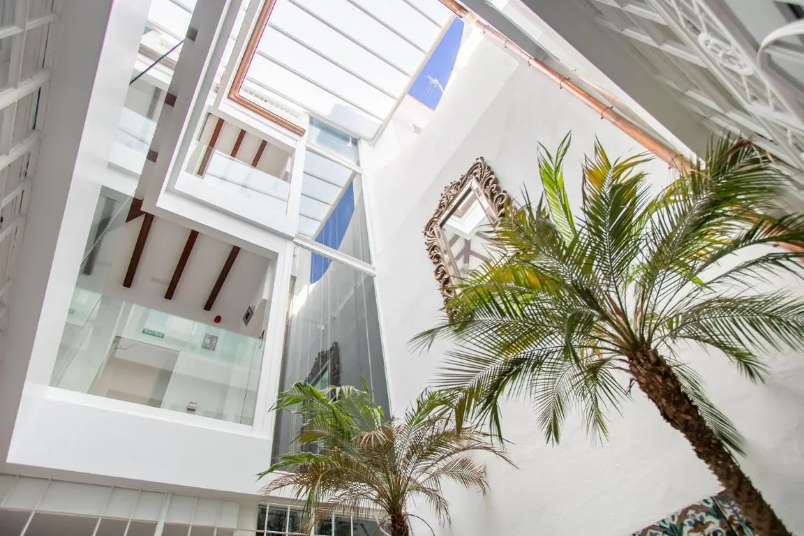 Image of Harinas Central Apartments by Valcambre