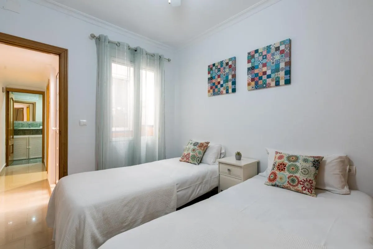 Image 1 of Holi-Rent Salado