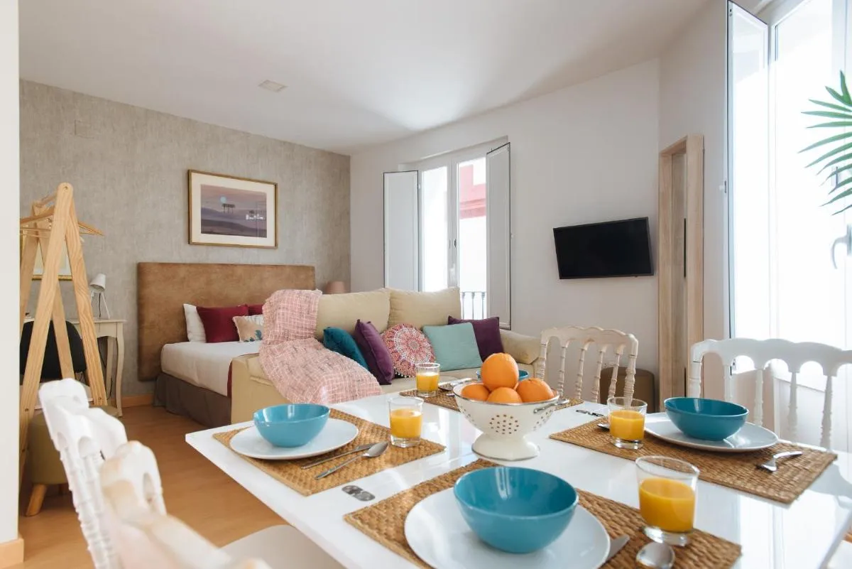 Image 4 of Hostly Acetres 2A-Penthouse in City Center-Fibre-Parking Opt