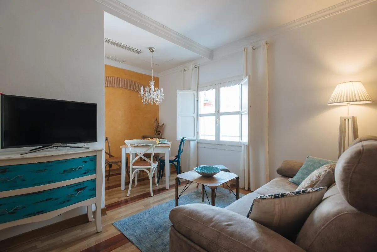 Image 4 of Hostly Orfila 3A-3B exclusive Penthouse-Center-Fibre-Parking Optional