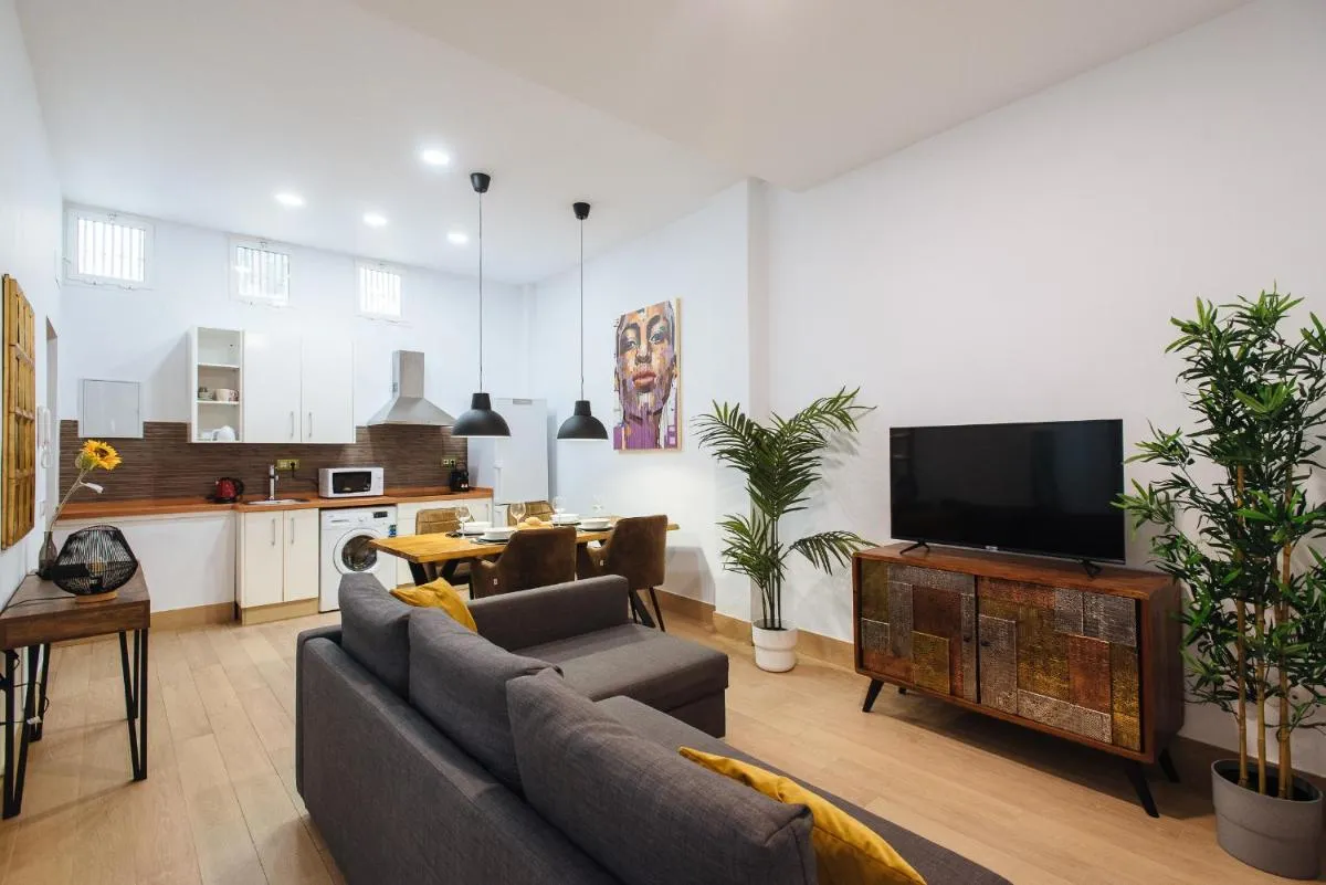 Image 4 of Hostly RBH0 Modern apartment