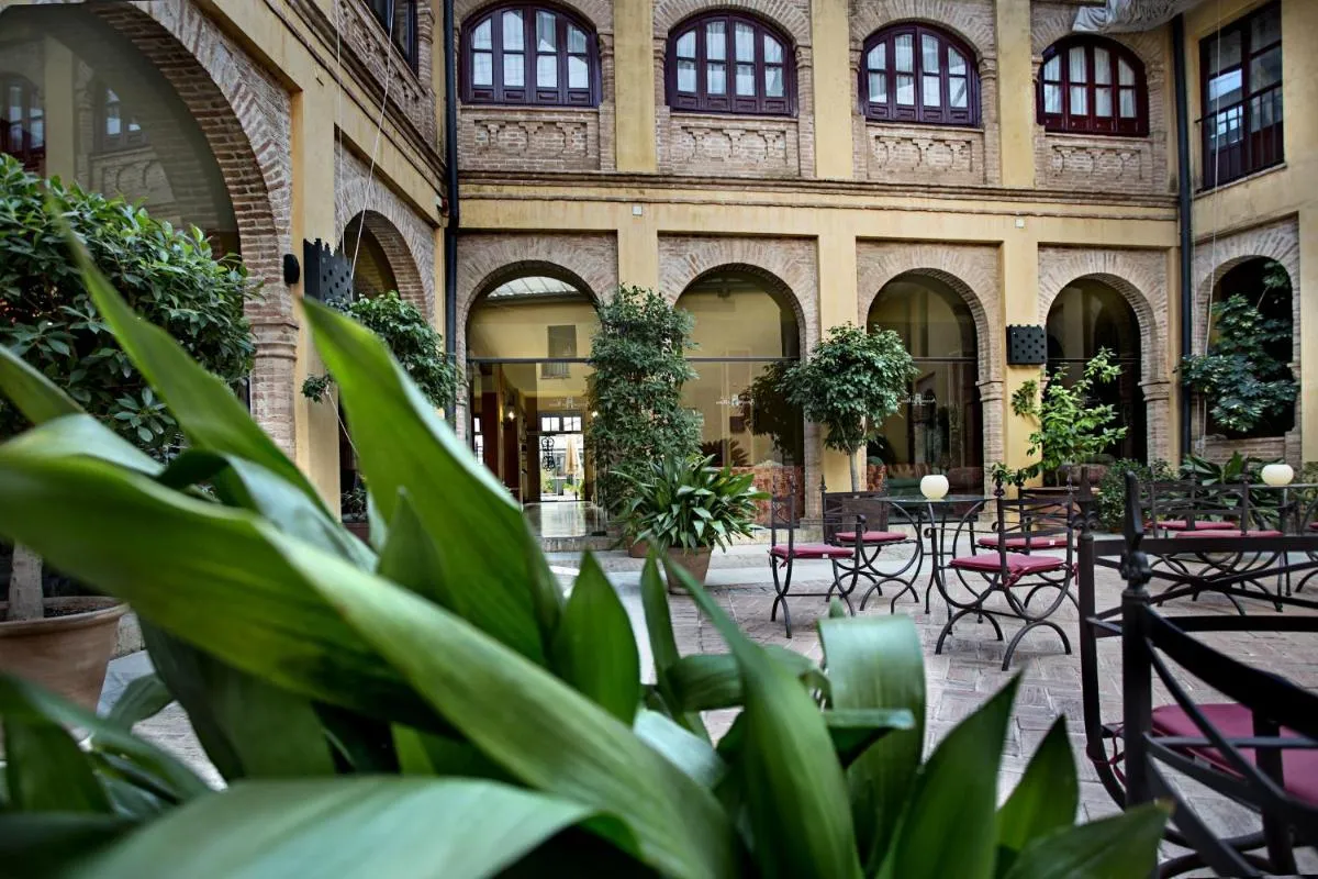 Image 6 of Hotel Alcázar de la Reina