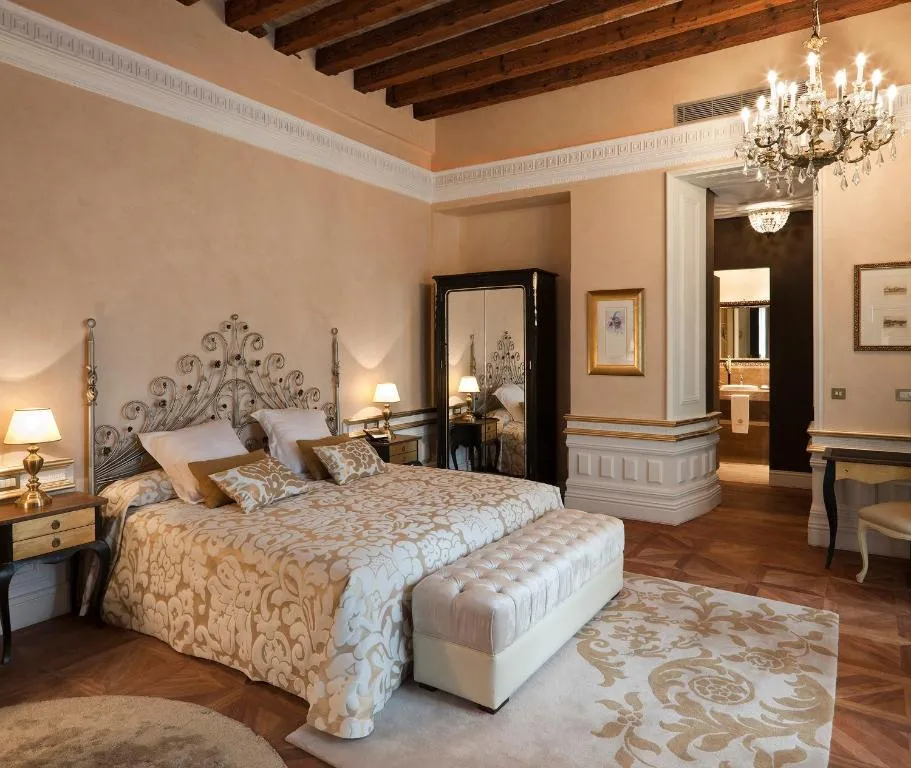 Image of Hotel Casa 1800 Sevilla