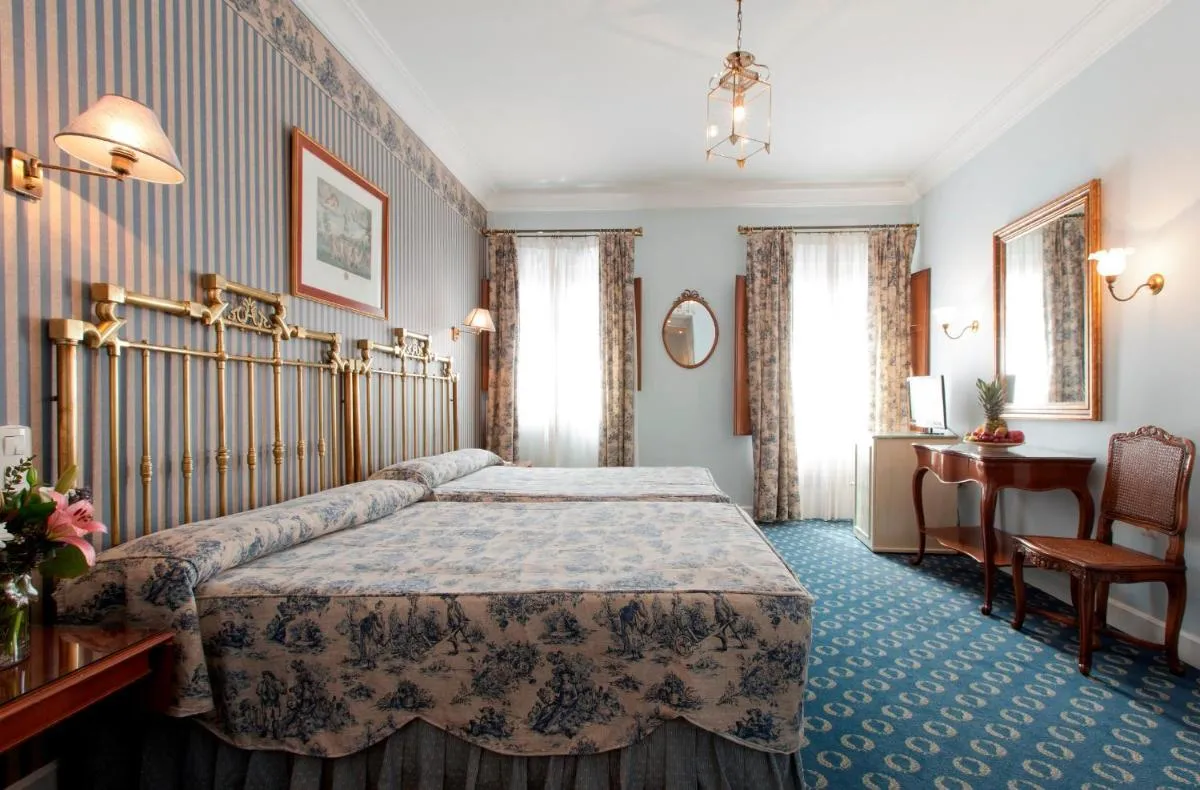 Image 1 of Hotel Doña María