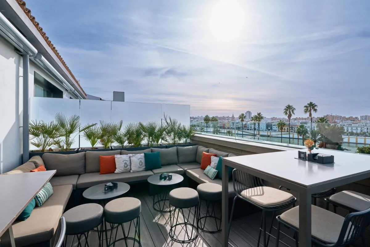 Image 3 of Hotel Kivir