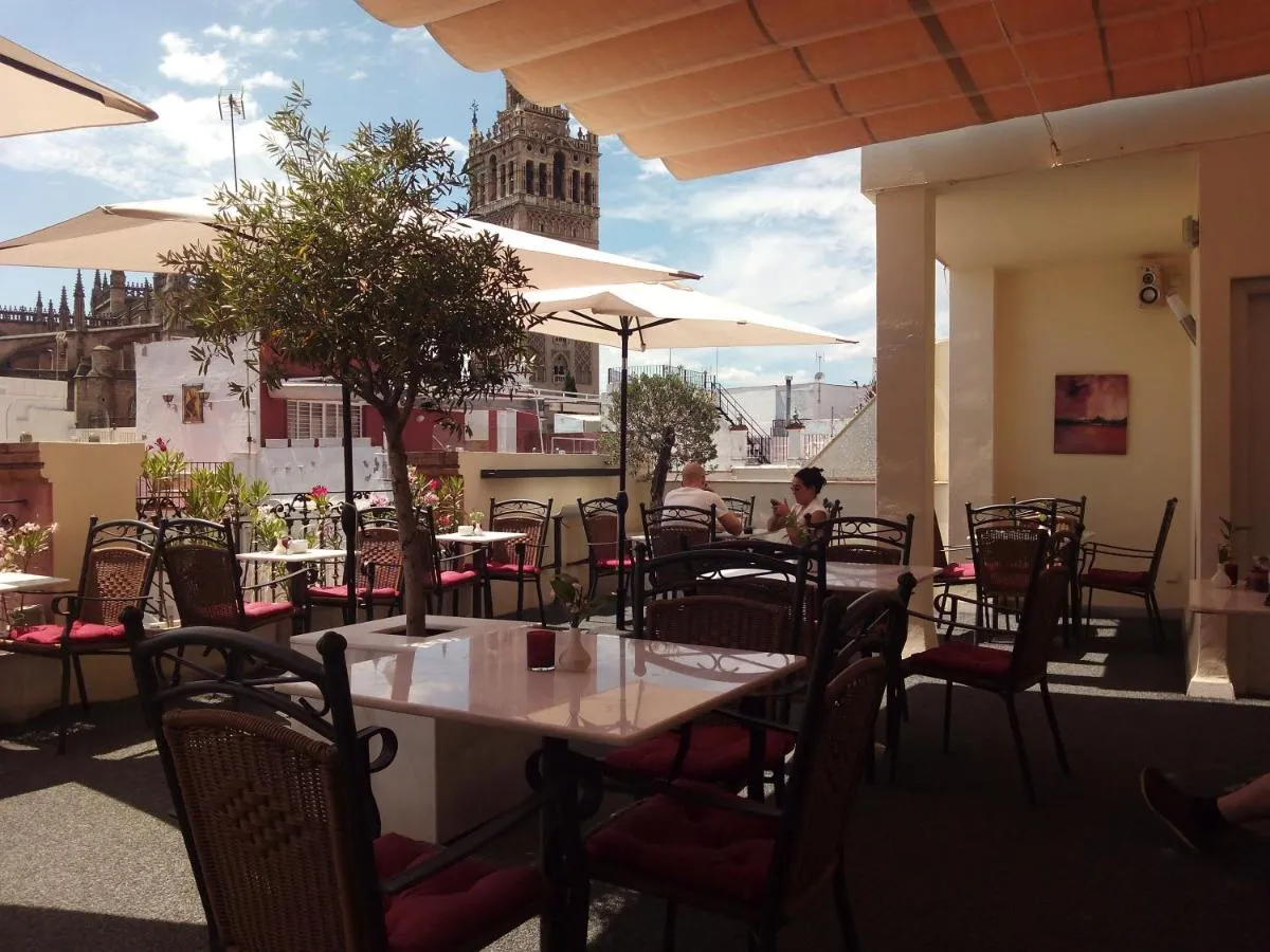 Image 2 of Hotel Palacio Alcázar