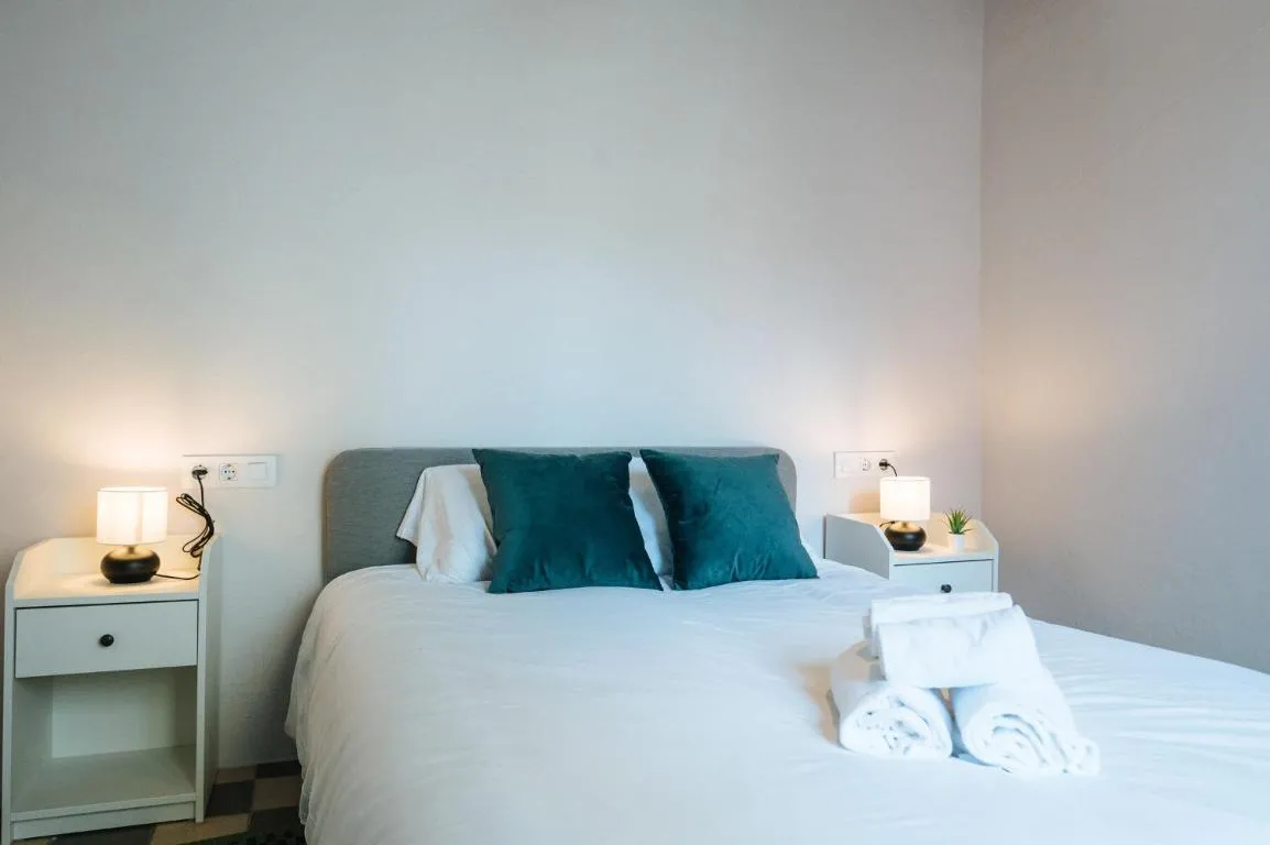 Image of Independent Beautiful House Seville City center with Private Parking