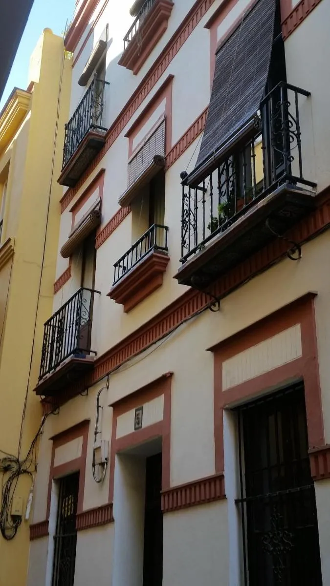 Image 5 of Las Columnas de Julia