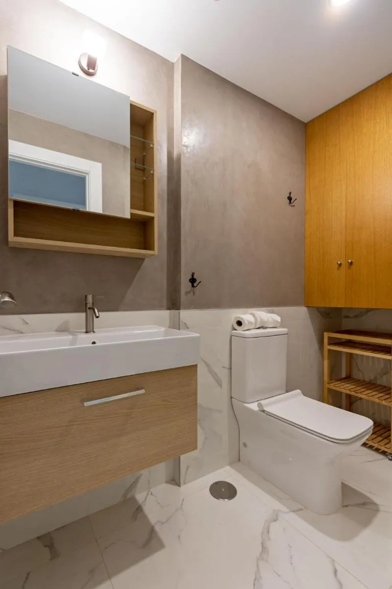 Image 3 of Lujan Deluxe Suites by Valcambre