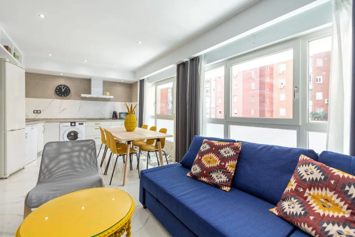 Image 2 of Lujan Deluxe Suites by Valcambre