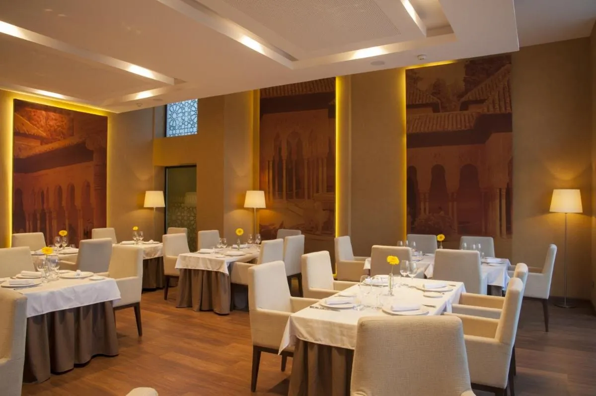 Image 2 of M.A. Hotel Sevilla Congresos