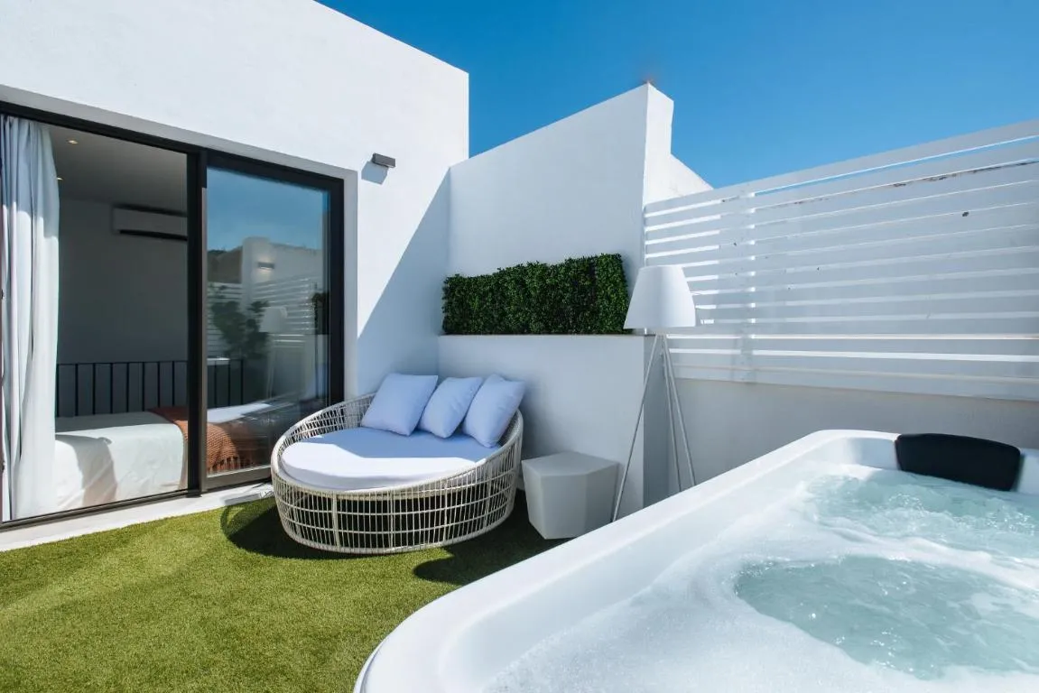 Image of Magno Apartments Alameda 1851 Penthouse – Private terrace and jacuzzi