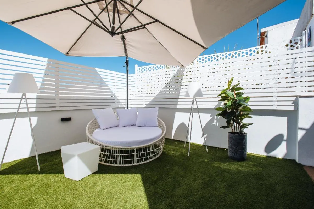 Image 4 of Magno Apartments Alameda 1851 Penthouse – Private terrace and jacuzzi