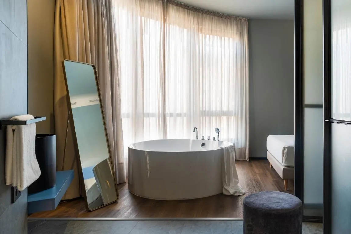 Image of Muralla Sevilla Suites By Lola
