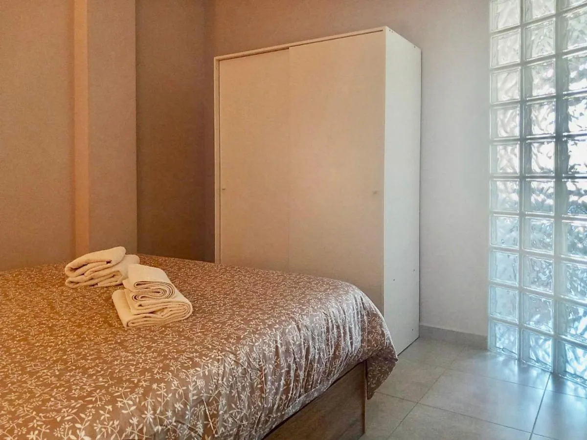 Image 4 of Nervion Plaza Dodo Apartment