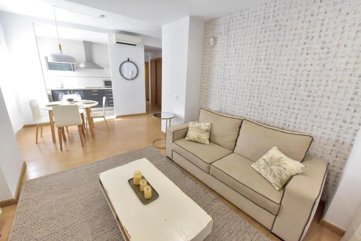 Image 2 of New! Retro Apartment in central neighbourhood