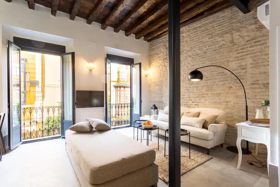 Image of Oak & Sandstone Studio – Space Maison Apartments
