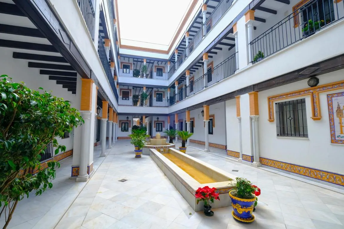 Image of Patio Rialto Apartment