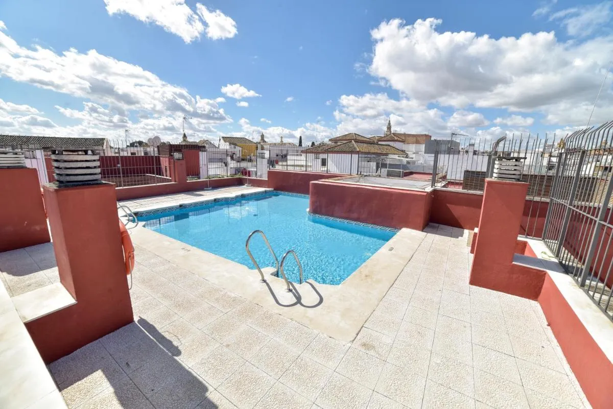 Image 1 of Peace, Pool & Parking at centre