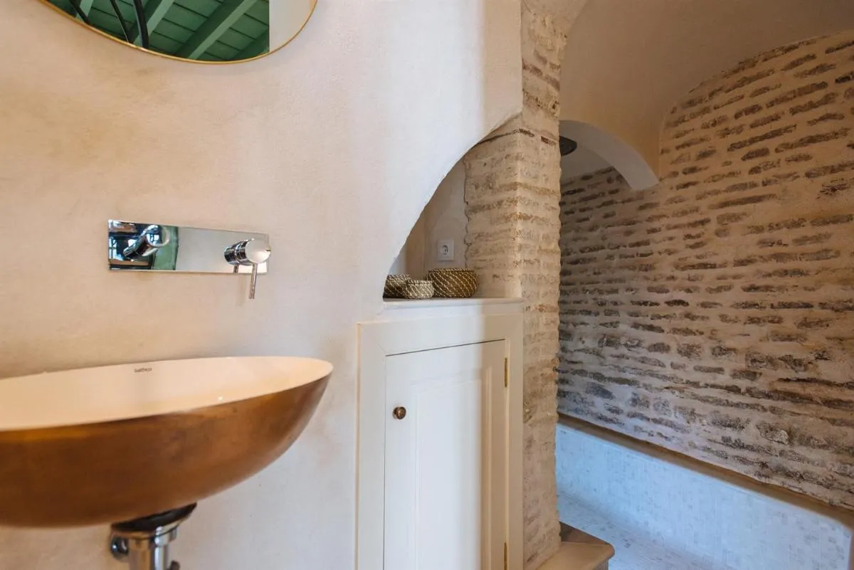 Image 2 of Rocío Suites Apartments