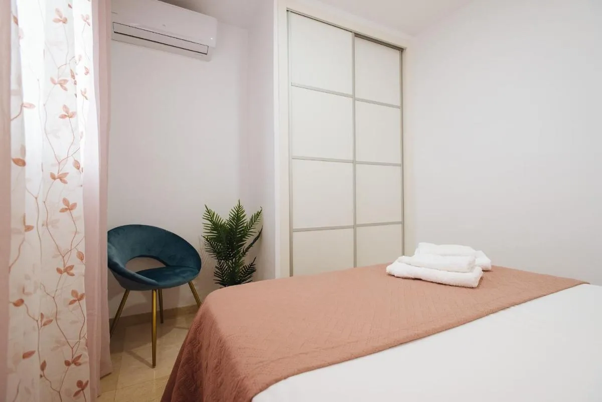 Image 6 of SBH1 Beautiful 1 bedroom apartment in city center